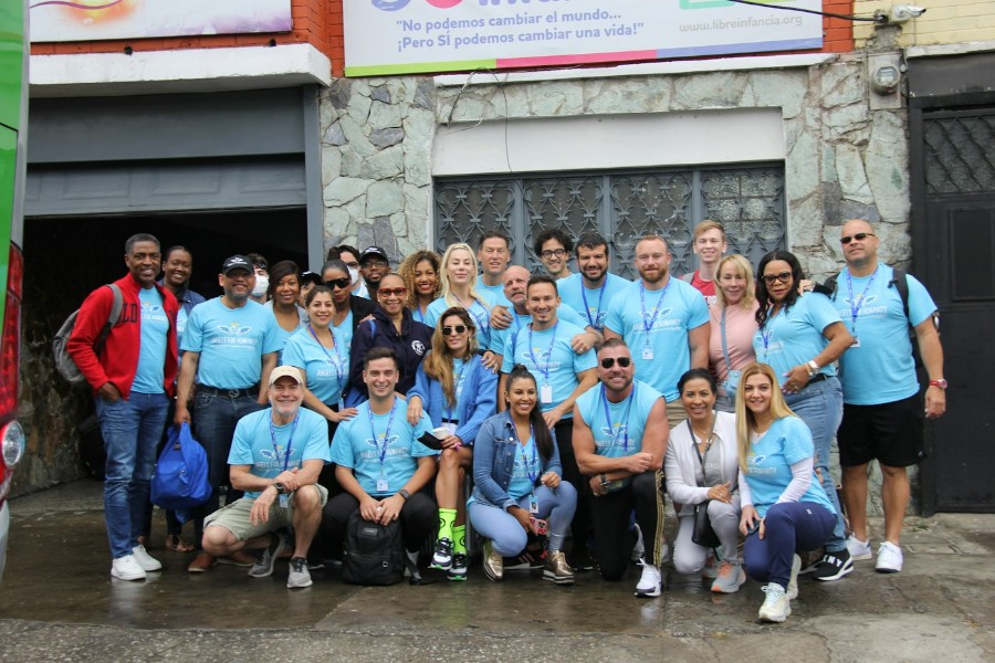 Volunteer team with a corporate partner (stock photo)